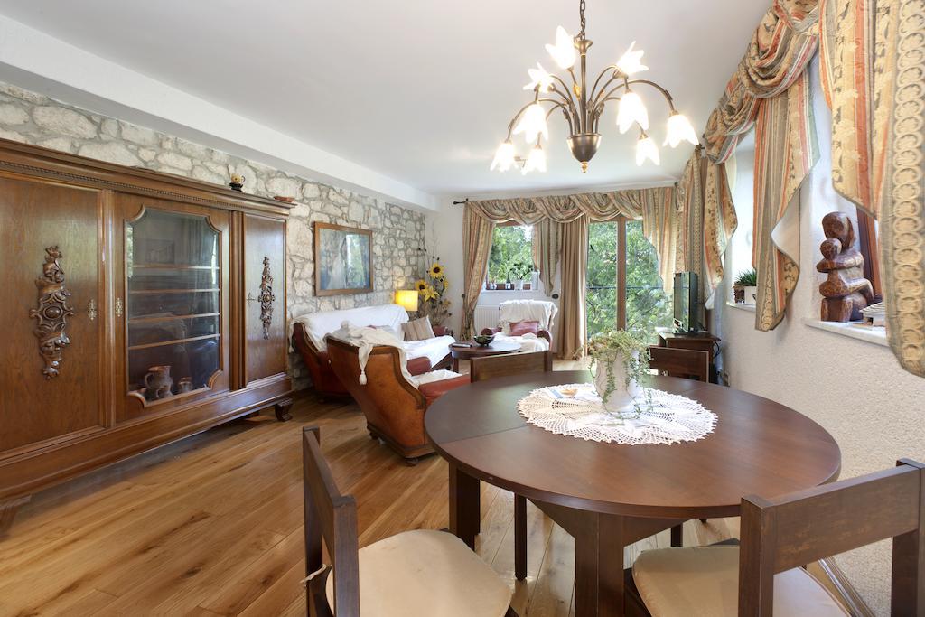 Villa Castello Rausch Valkarin Δωμάτιο φωτογραφία
