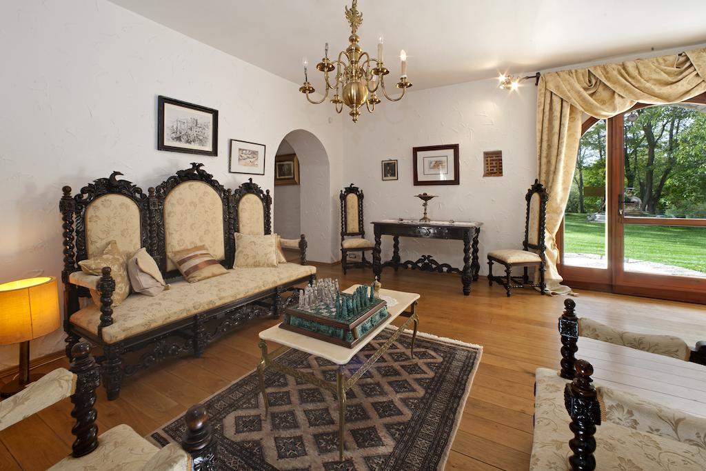 Villa Castello Rausch Valkarin Εξωτερικό φωτογραφία