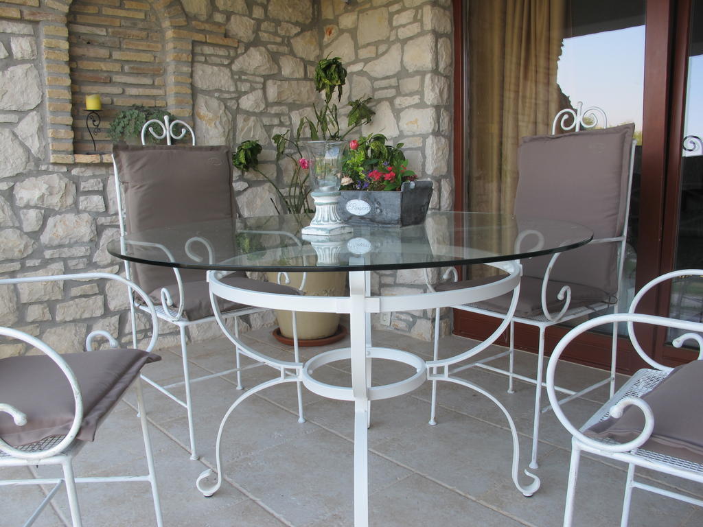 Villa Castello Rausch Valkarin Εξωτερικό φωτογραφία
