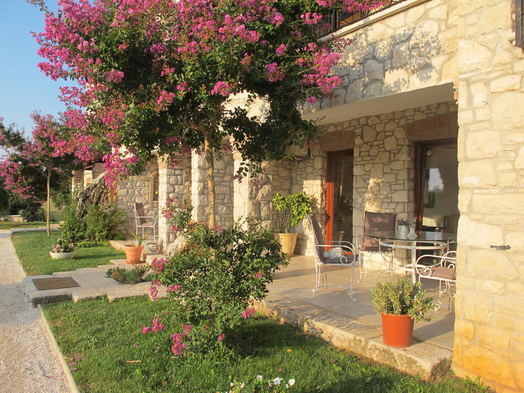 Villa Castello Rausch Valkarin Δωμάτιο φωτογραφία