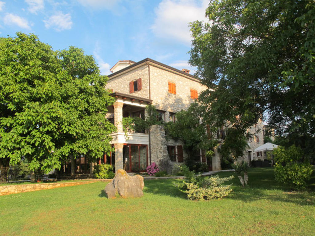 Villa Castello Rausch Valkarin Εξωτερικό φωτογραφία