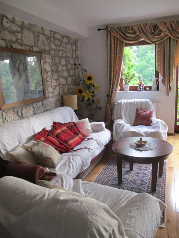 Villa Castello Rausch Valkarin Δωμάτιο φωτογραφία